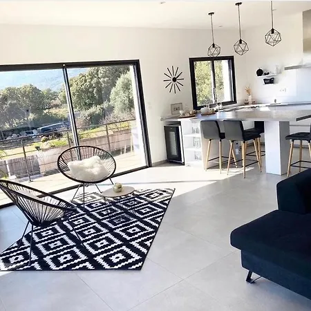 فيلة Maisondrs بورتو فيكشْيو